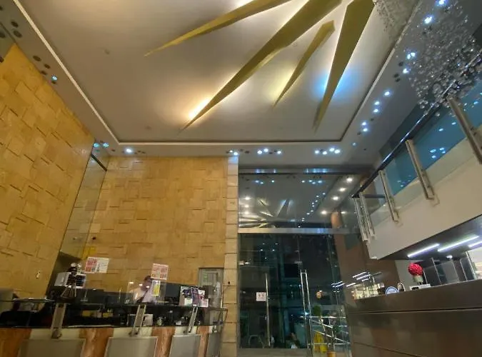Hotel Family Staycation In The Heart Of Manila, With 2 Balcony 40 Percent Promo Discount Free Pool Access, Free Sauna Promo In Bay, Robinsons Place, Ermita, Pgh, Bellagio, Up Pedrogil, Staycation Updated 2025 Price Manille