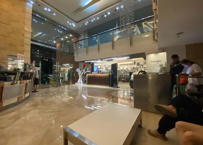 Family Staycation In The Heart Of Manila, With 2 Balcony 40 Percent Promo Discount Free Pool Access, Free Sauna Promo In Bay, Robinsons Place, Ermita, Pgh, Bellagio, Up Pedrogil, Staycation Updated 2025 Price Hotel