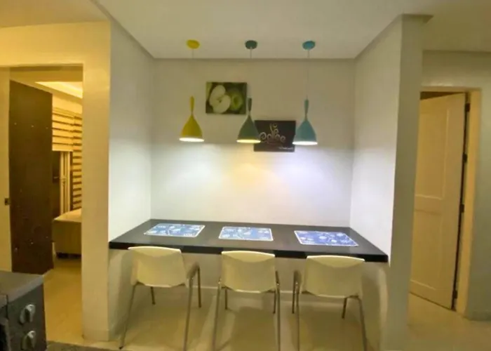 Family Staycation In The Heart Of Manila, With 2 Balcony 40 Percent Promo Discount Free Pool Access, Free Sauna Promo In Bay, Robinsons Place, Ermita, Pgh, Bellagio, Up Pedrogil, Staycation Updated 2025 Price *