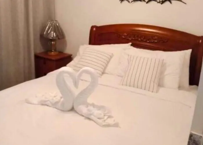 Hotel Family Staycation: Heart Of With Balcony And Pool Access