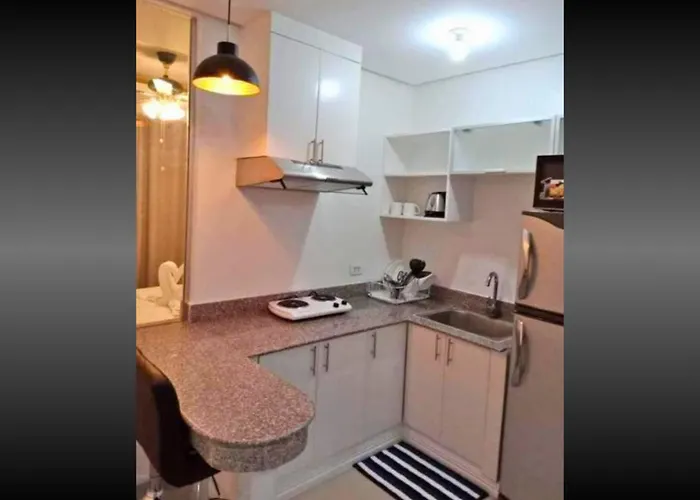 Family Staycation In The Heart Of Manila, With 2 Balcony 40 Percent Promo Discount Free Pool Access, Free Sauna Promo In Bay, Robinsons Place, Ermita, Pgh, Bellagio, Up Pedrogil, Staycation Updated 2025 Price *